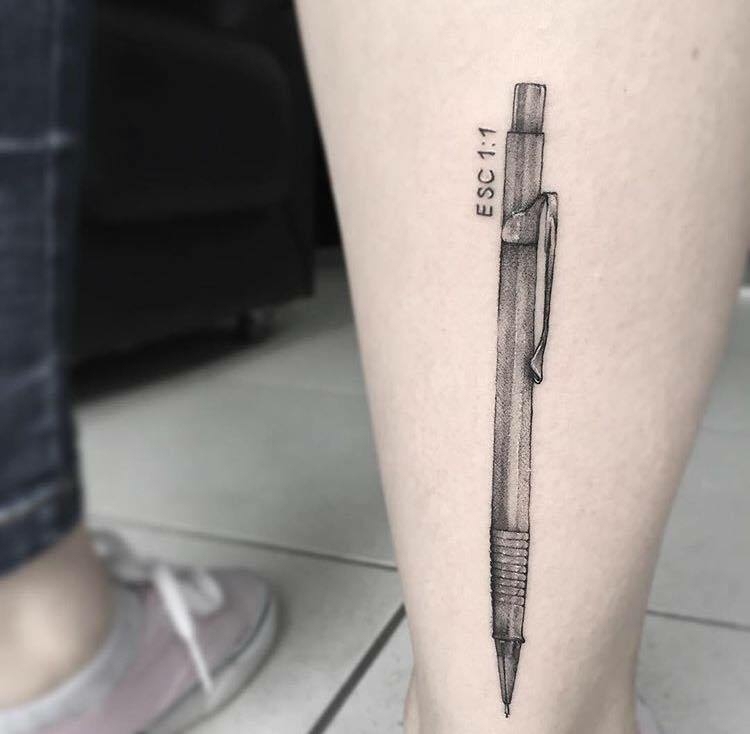 tatuering-motiv-arkitektur-penna-arkitekt-ritning-skiss