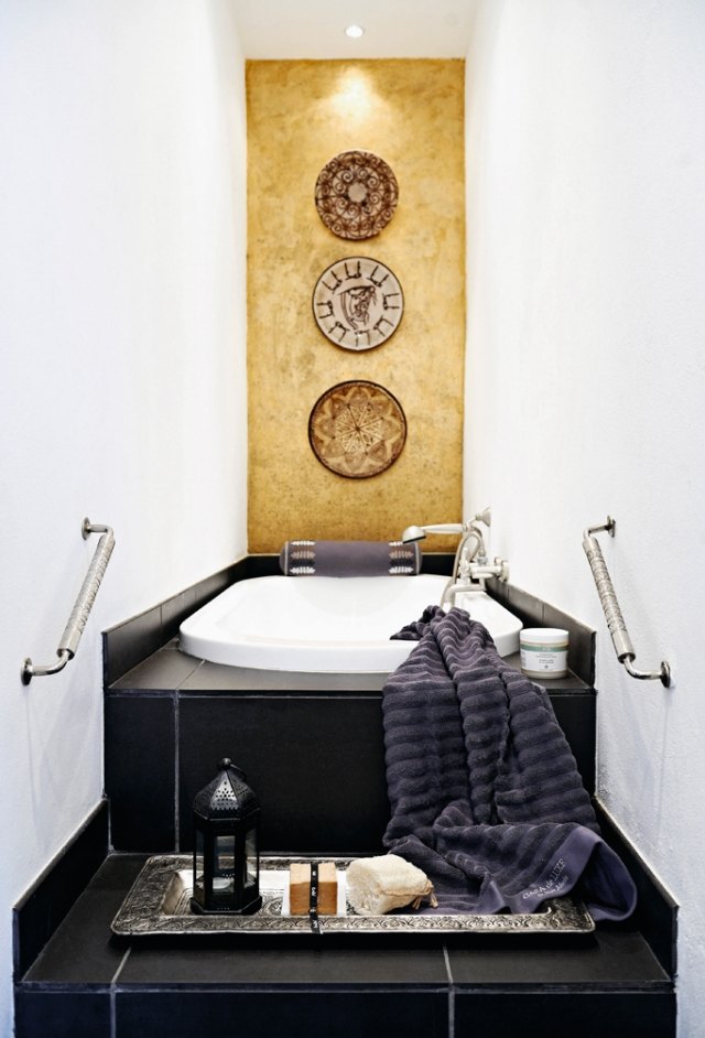 badrumsplattor svart Väggdekoration-badkar-svart-kakel