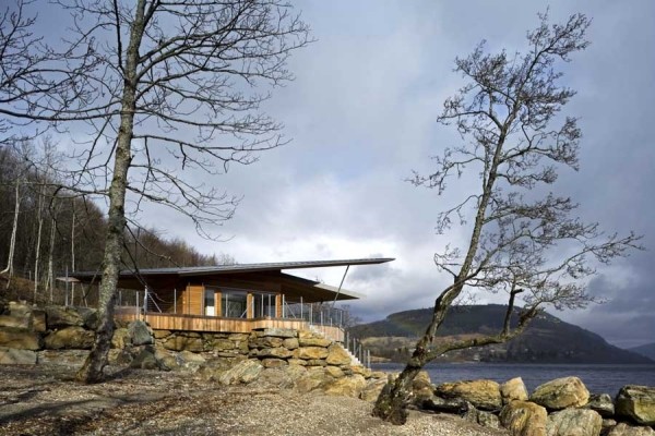 Loch Tay båthusbyggd James Bond