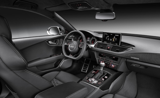Audi RS7 coupe inuti styrkortet