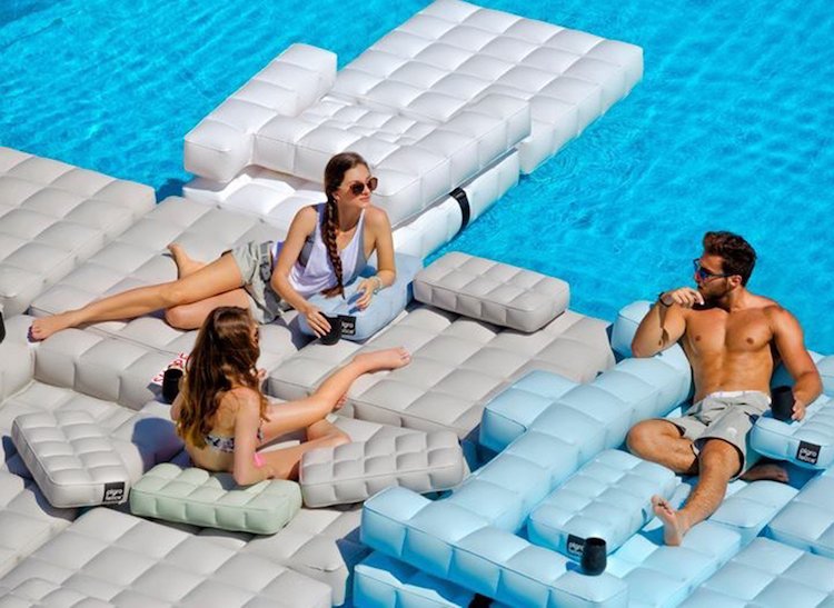 Uppblåsbara möbler - trädgård - utomhus - modernt - luftmadrass - pool - semester - sommar