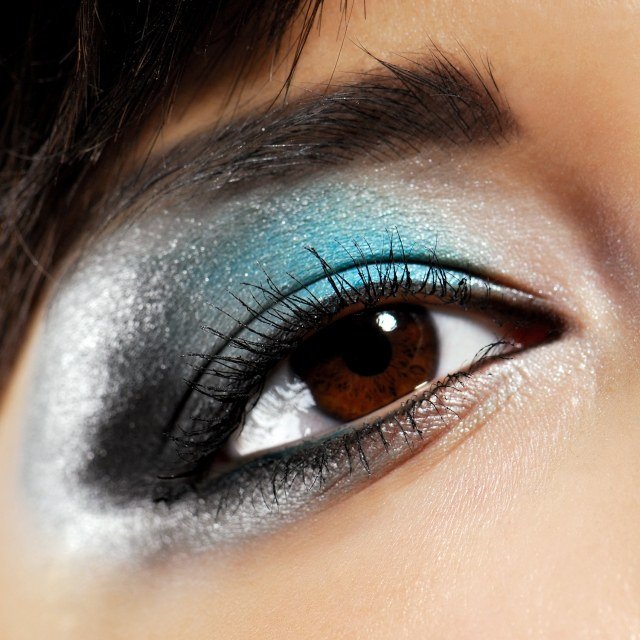Eye Make Up bruna ögon blå grå ögonskugga