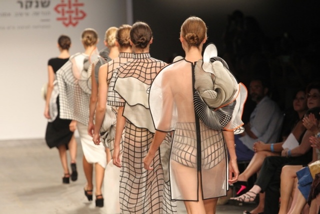 Fashion-Thesis-Innovative-Noa-Raviv-Shenkar-College-2014-Catwalk