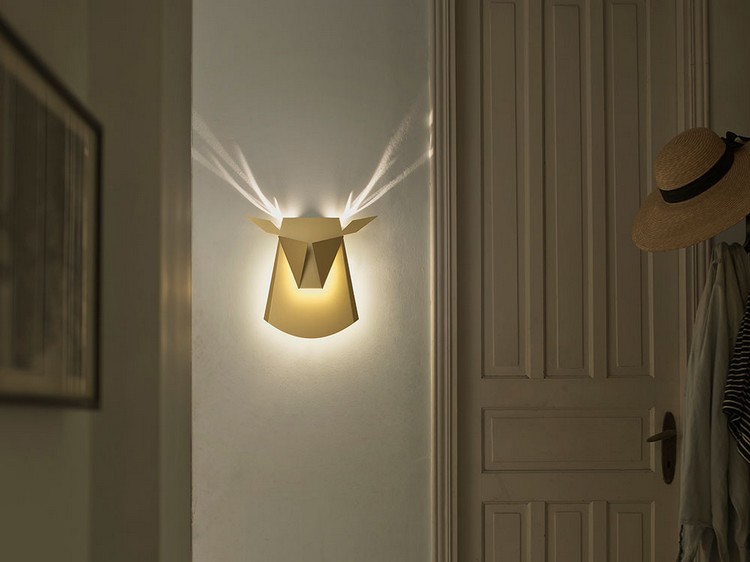ovanliga-lampor-korridor-rådjur-vägglampa-ljus-effekt-horn