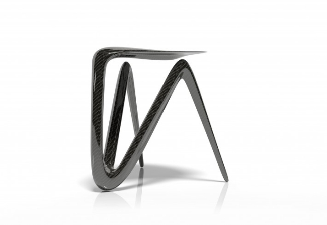 Ovanlig designmöbelstol-Plommon-Alvaro Uribe-Studio Design Award vinnare