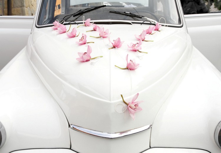 bil-smycken-bröllop-rosa-orkidé-blommar