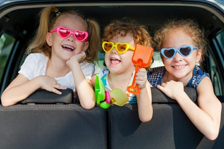 bilspel för barn tjej-pojke-kör-hav-solglasögon-hjärtformade-sand-leksaker-färgade