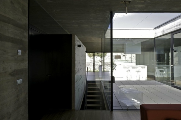 betongglas-modern-spansk-arkitektur