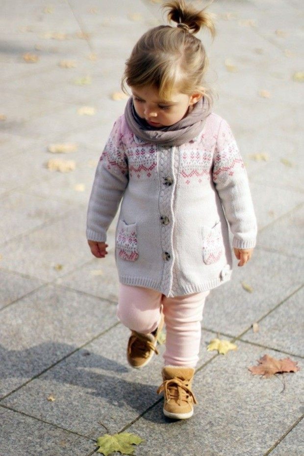 baby-mode-vinter-outfit-toddler-kofta-ljus-grå-rosa
