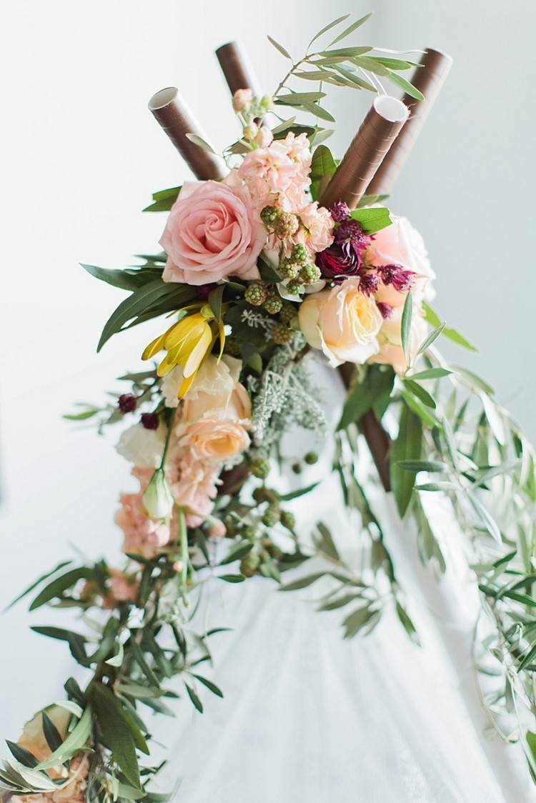 teepee tält baby shower gåva dekoration blommor