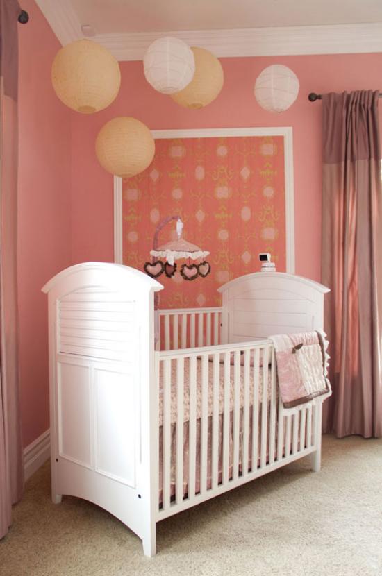 baby rum dekor idéer rosa väggfärg papper lyktor