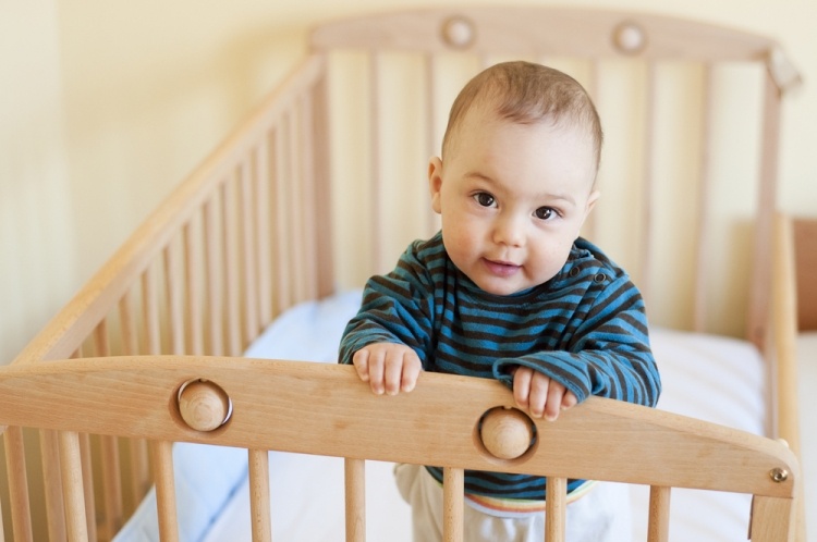 Ställ in barnrum på ett säkert sätt-tips-föroreningsfria-babymöbler