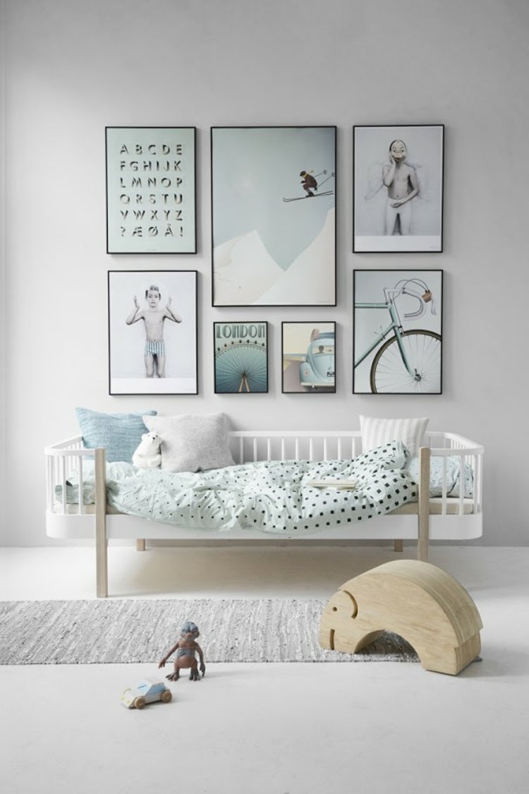 babyrum i mint och grå design väggdekor påslakan färgkombination