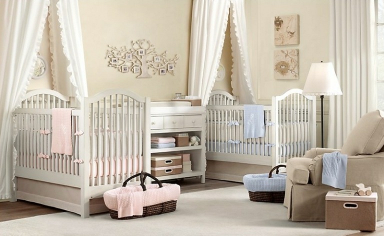 Babyrum-vitt sängkåpa-tvillingrum
