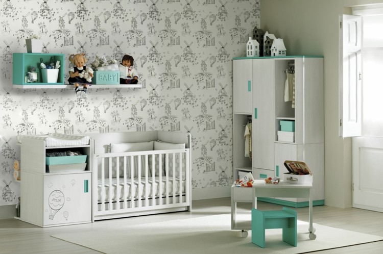 babyrum-komplett-design-turkos-accenter-vita-möbler-tapeter-grå-ros