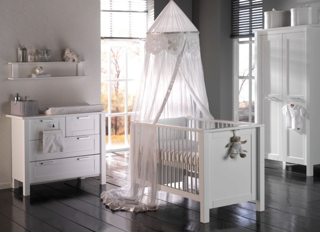babymöbler av hög kvalitet COMO Europe Babysäng för skötbord