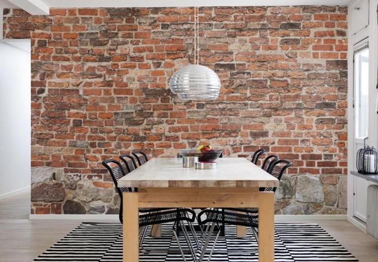 tegel-tapet-vägg-dekoration-matsal-matsal-bord-stolar-hängande-lampa-matta-svart-vit