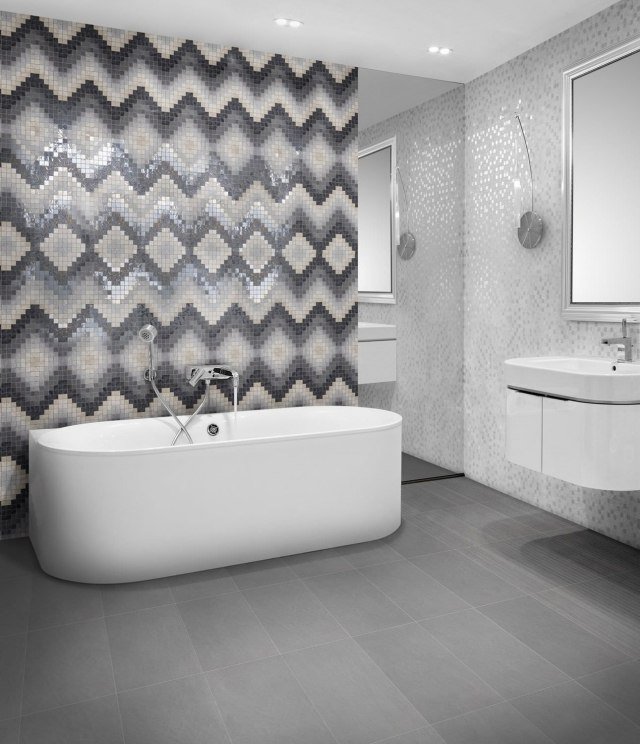 Snygg-badrum-med-mosaik-kakel-design-idéer-kantiga-mönster-färggradienter