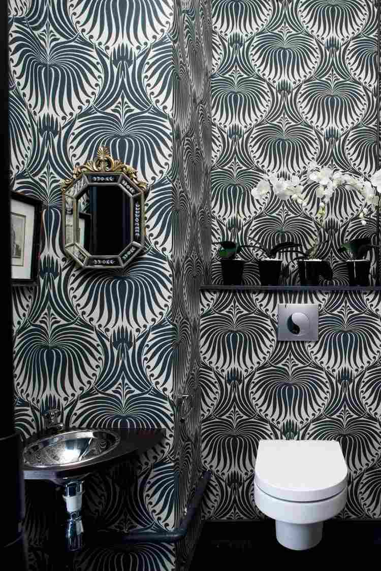 badrum-utan-kakel-tapeter-svart-vitt-komplicerat-mönster