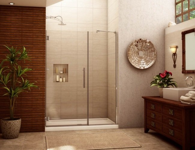 badrum utan kakel vägg träpaneler beige duschområde