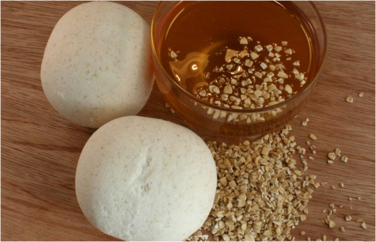 Gör-dina-egna-bad-bollar-honung-nötter-naturlig-vård
