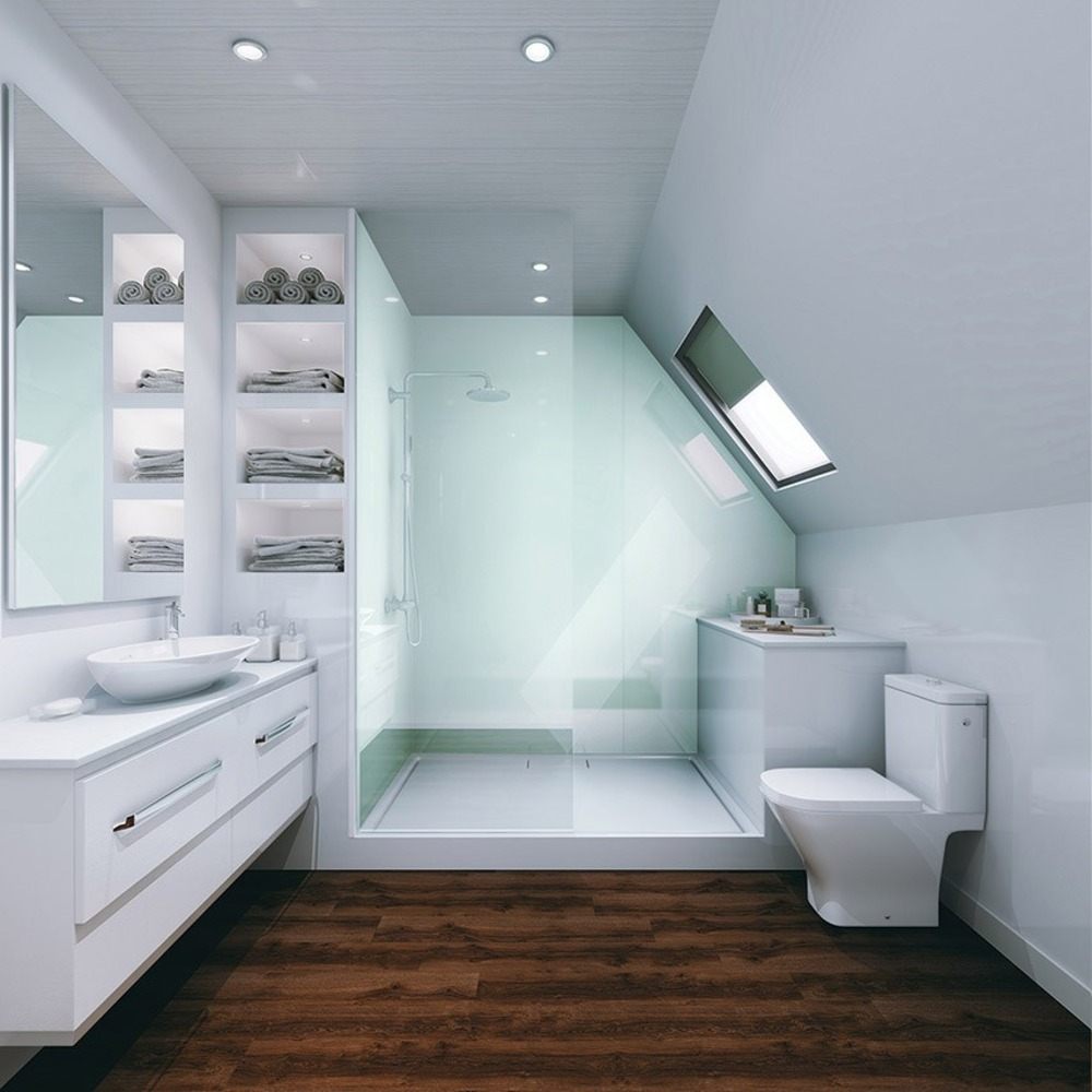 Byt ut badkaret mot en dusch med en skiljevägg av glas och ett fönster i badrummet