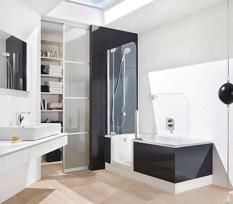 badkar-dusch-modern-design-svart-vit-inbyggd skåp-skjutdörr