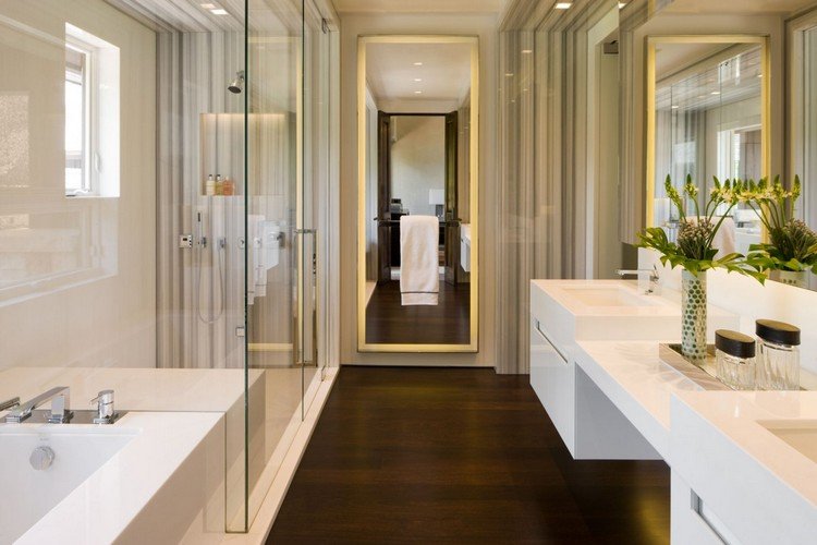 badrum 6 kvm designmöbler renovering duschkabin dubbel handfat spegel