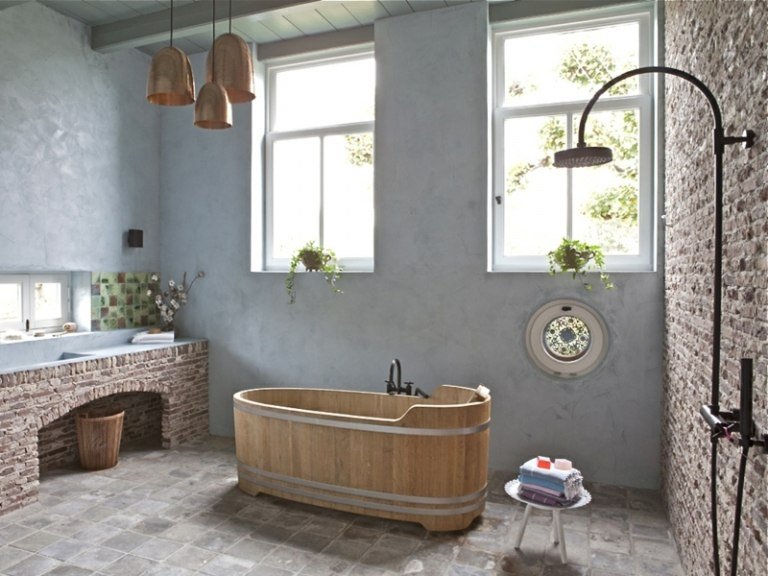 badrum inredning klinker vägg design gips badkar trä rustikt