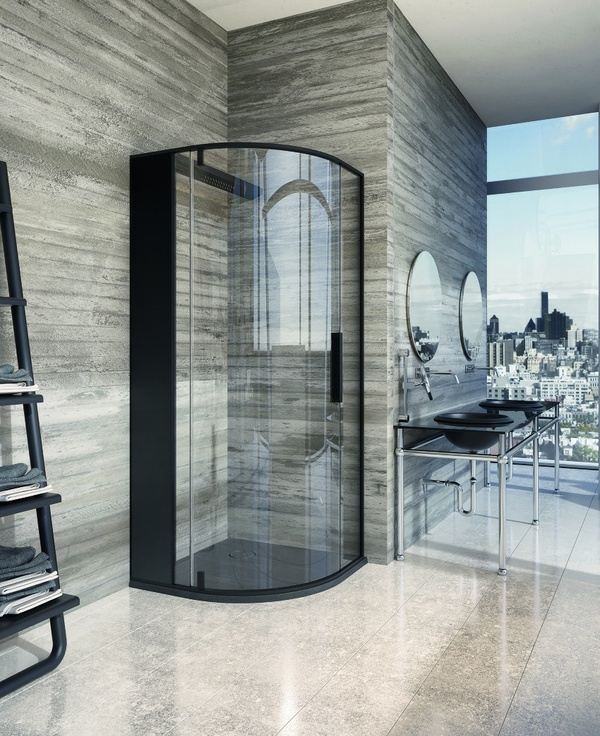 badrumsidéer modern badrumsdesign glasdusch svart stenvägg
