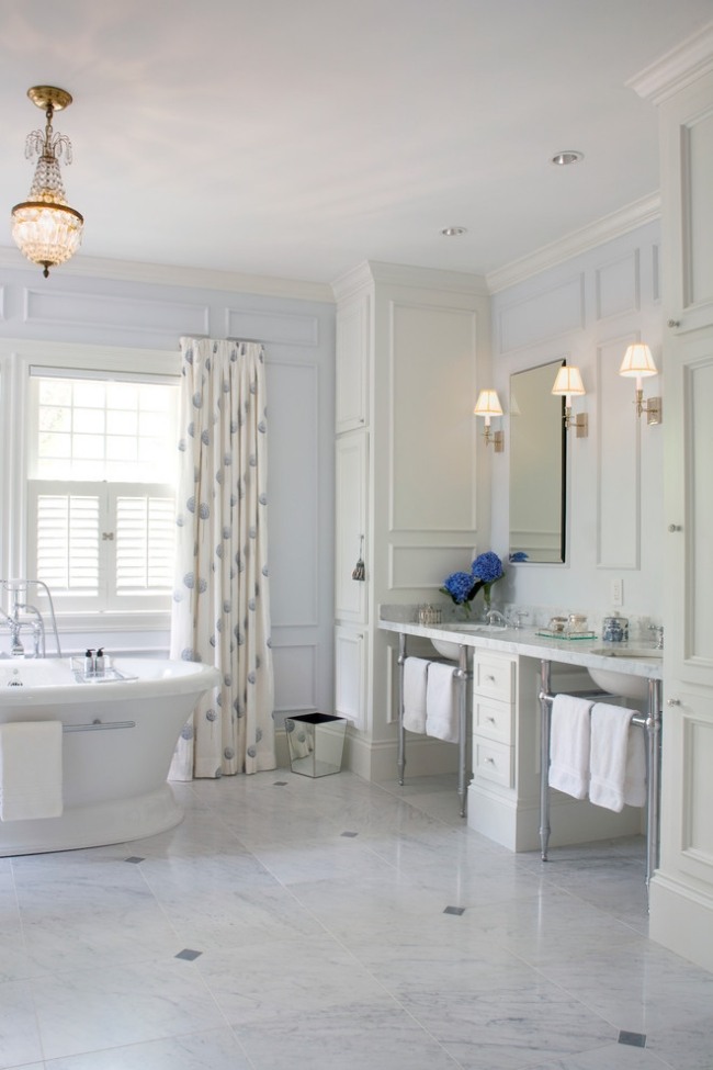 Klassiska badrumsskåp-vit fristående badkar neoklassiskt-historiskt chic Meyer-och-Meyer-Arch