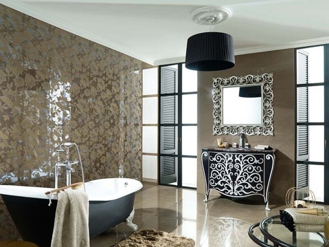 klassiska badrumsmöbler porcelanosa gamadecor rikt dekorerad spegelram