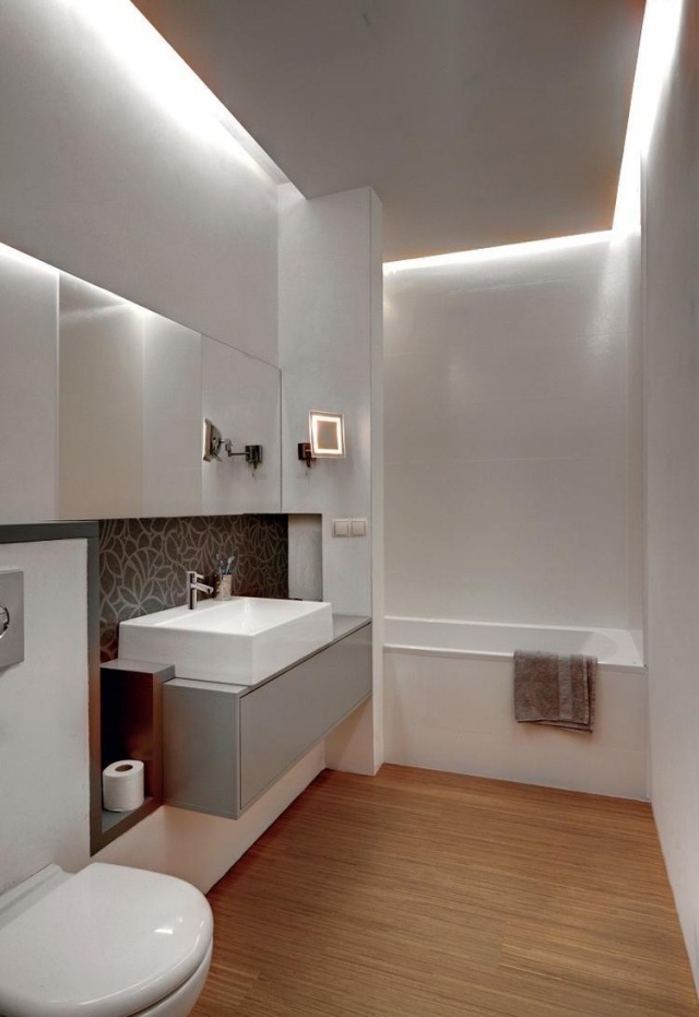 modern badrumsmöbler upphängd-tak-indirekt-belysning