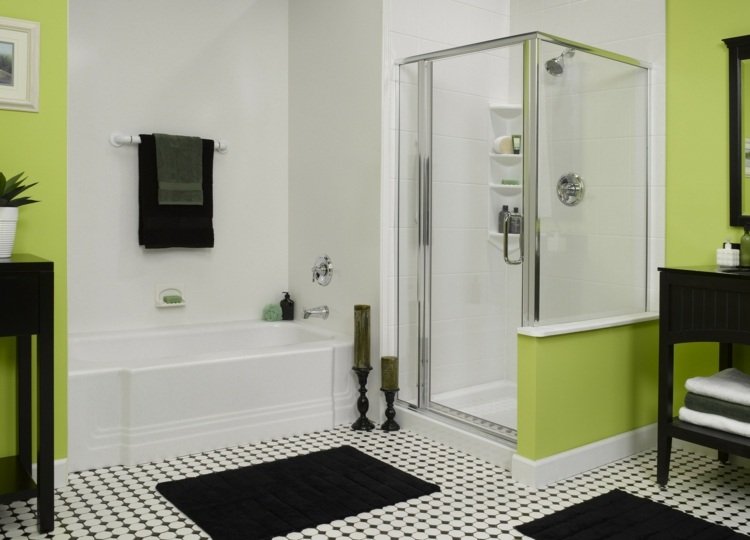 målning badrum grön vit dusch svarta möbler