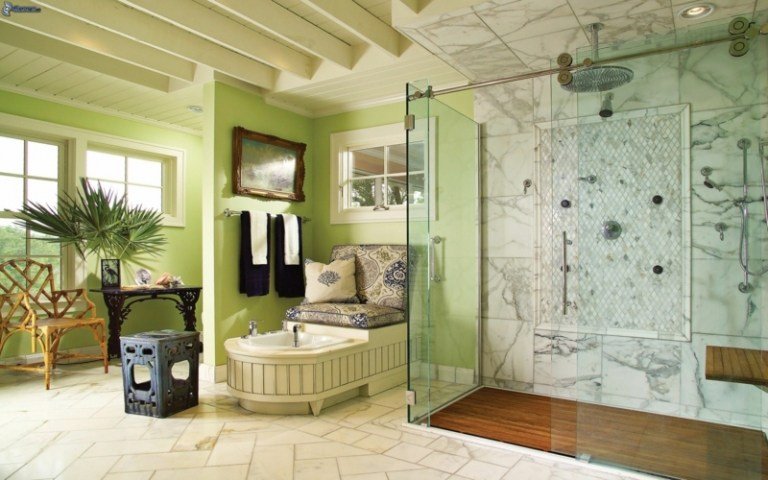 måla badrum marmorplattor våtrum väggfärg mintgrönt exotiskt