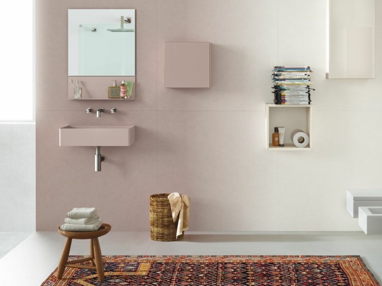 badrum-handfat-rosa-stort-format-kakel-badrum-spegel-STÅL