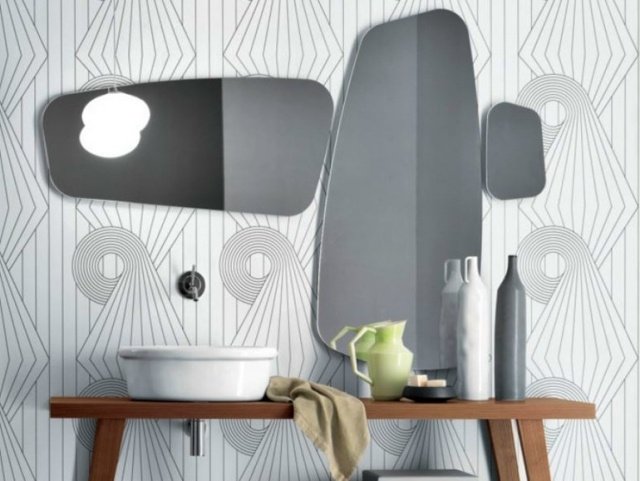 Badrum-modern-vägg-spegel-med-ljus-rundade kanter-FALPER