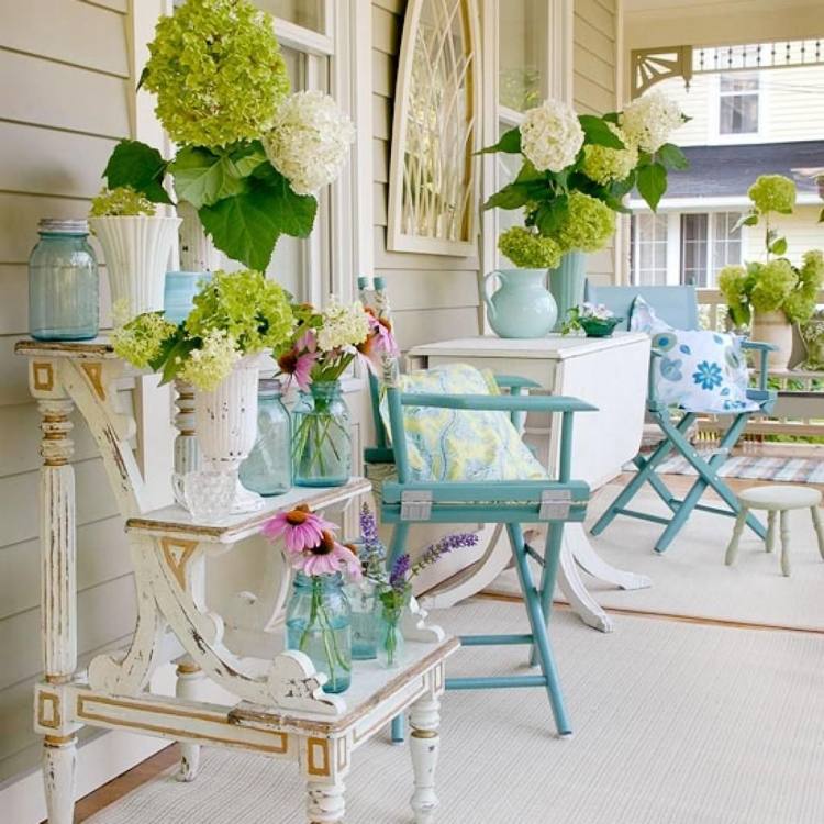 Växtställ i trä i det antika utseendet Shabby Chic White Mint