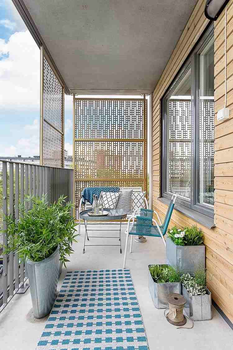 Designa balkongen på ett modernt sätt Skandinavisk livsstil Tillbehör utanför området