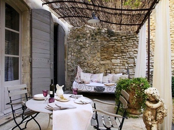 Terrassdesign-medelhavsstil