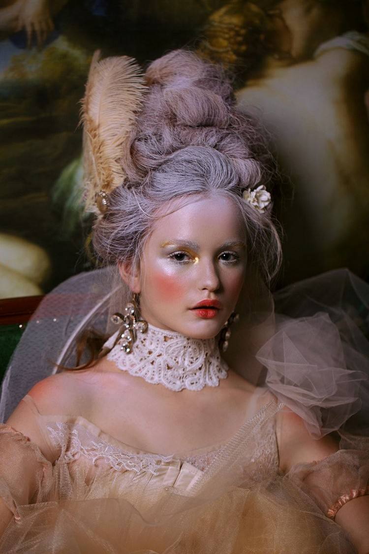 Barocka frisyrer själva gör retro updos historia