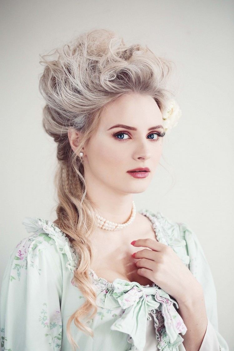 Barock frisyrer kvinnor Marie Antoinette karnevalsdräkt