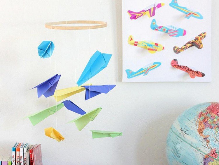 Plan som viker origamikonst för 6 -åriga barn