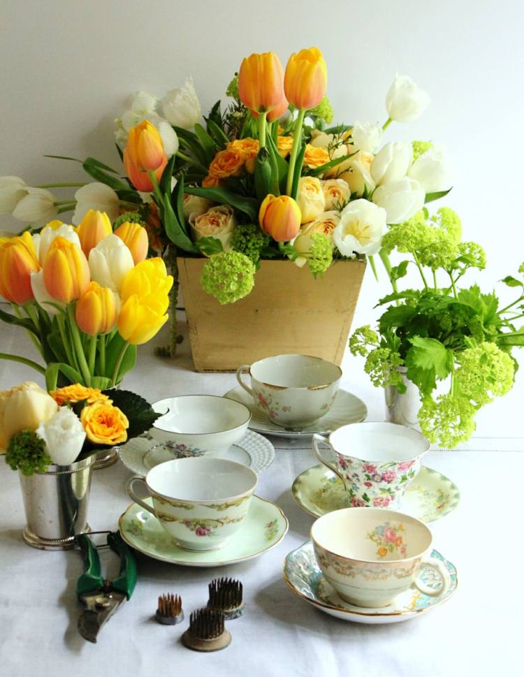 pyssel idéer för påsk 2015 tulpaner-gul-vit-porslin-vintage