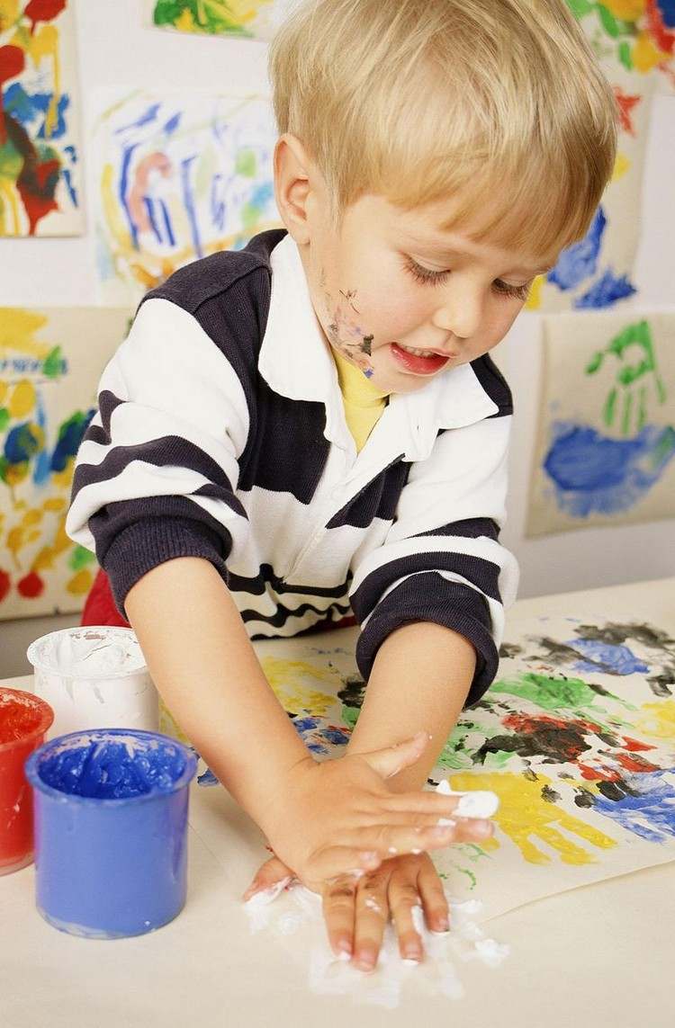 tinker-paint-with-2-year-old-finger-paint