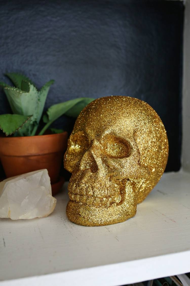 tinker-glitter-guld-skalle-skalle-halloween-dekoration