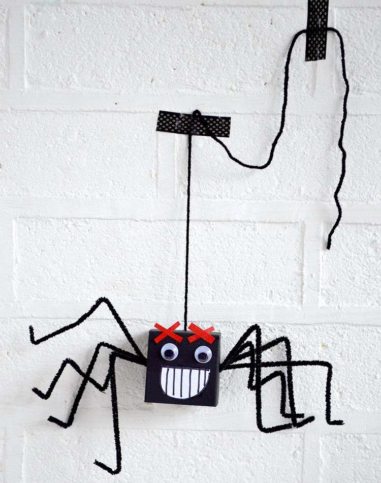 spindel tinker grundskolebarn halloween hantverk idéer