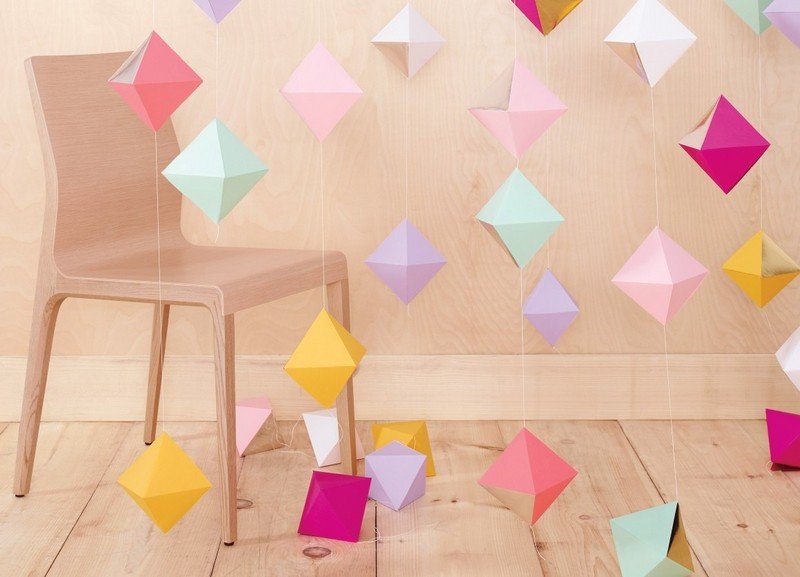Hantverk-barn-origami-krans-födelsedag-vik
