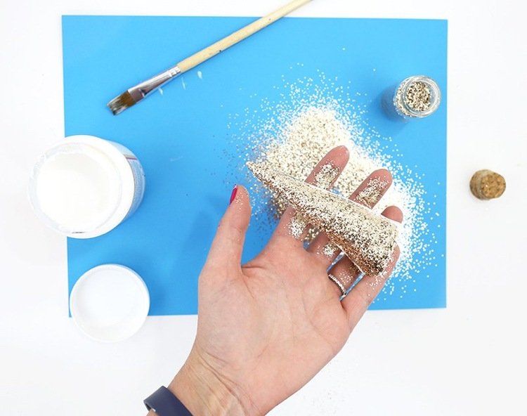 pyssel-barn-höst-fimo-enhörning-glitter-guld
