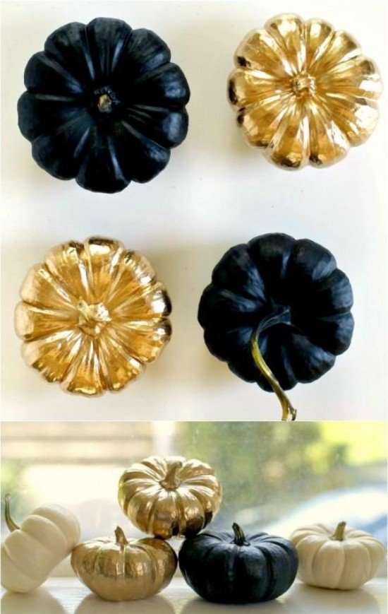 Dekorera sprayfärg-guld effekt svart mini pumpor höst